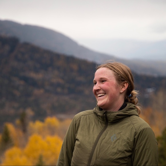 Meet your Posher, Emily - Picture 2 of 3